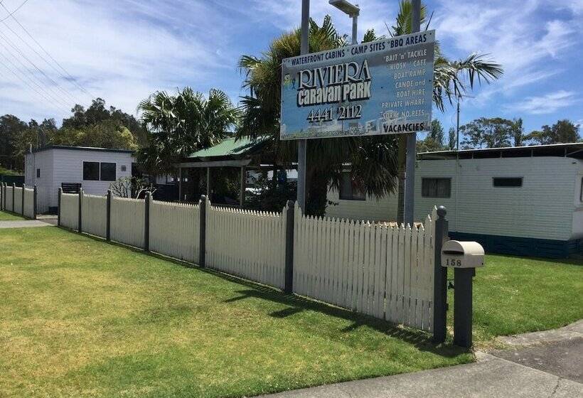 ホテル Riviera Caravan Park