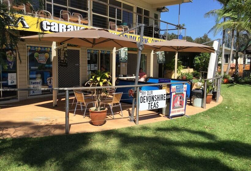 ホテル Riviera Caravan Park