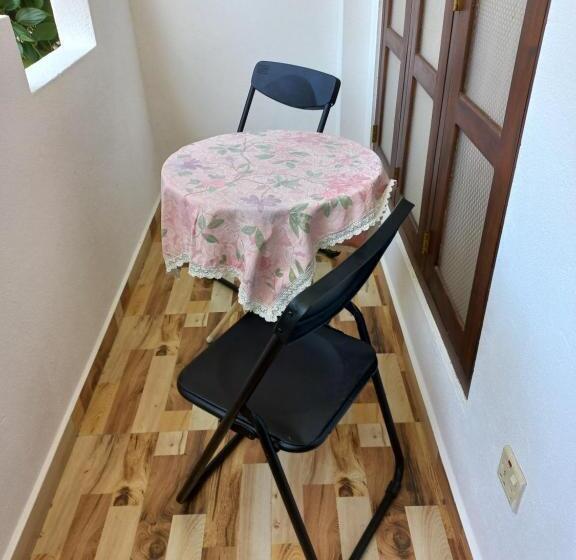 فندق Sea Breeze Guest House