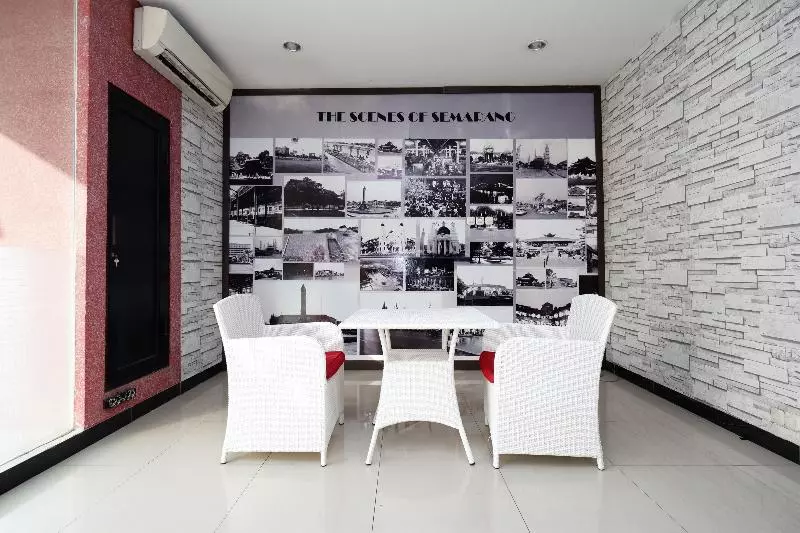 Hotell Utc  Semarang