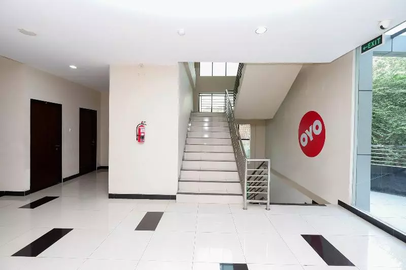 Hotell Utc  Semarang