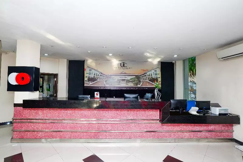 Hotell Utc  Semarang