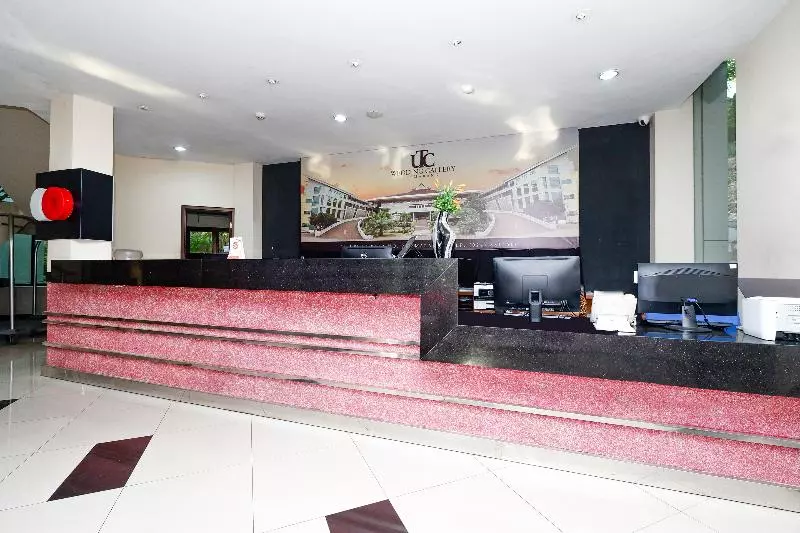 Hotell Utc  Semarang