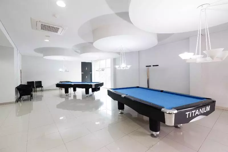 Hotell Utc  Semarang