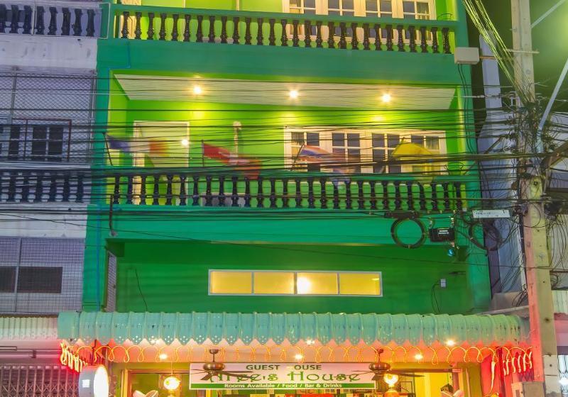 پانسیون Aree's House