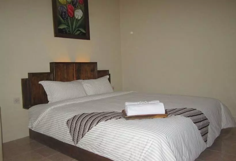 Majatalo Larasati Guest House
