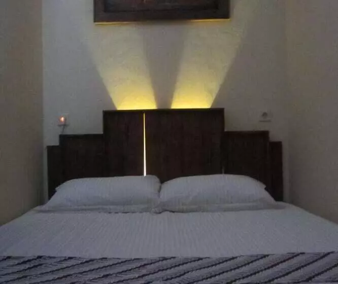 Majatalo Larasati Guest House