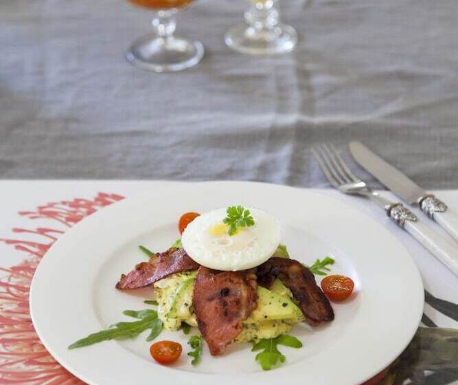 פנסיון Sandals Guest House