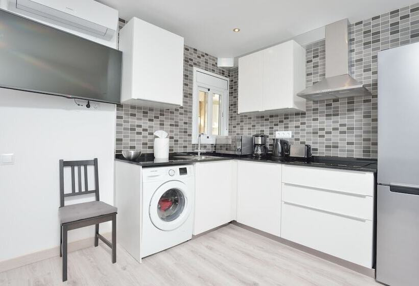 Sitges Trip Apartment Flors