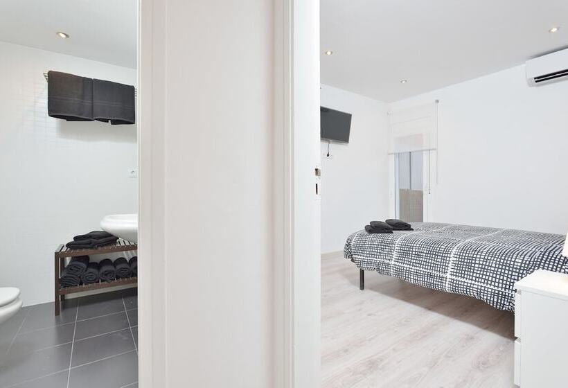 Sitges Trip Apartment Flors