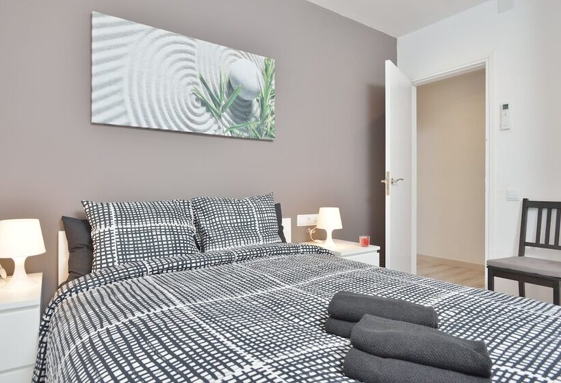 Sitges Trip Apartment Flors