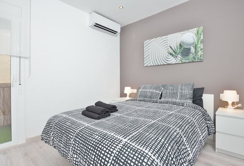 Sitges Trip Apartment Flors