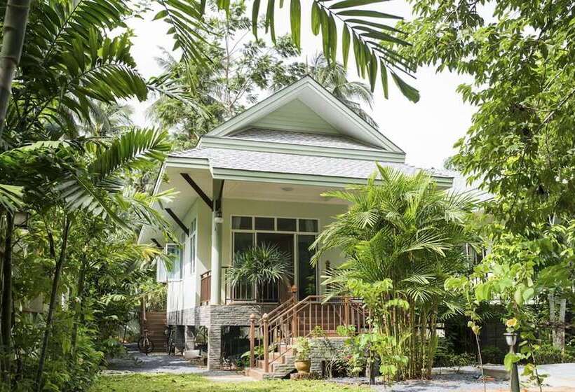 Baan Aree Private Pool