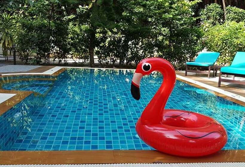 Baan Aree Private Pool