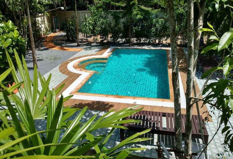 Baan Aree Private Pool