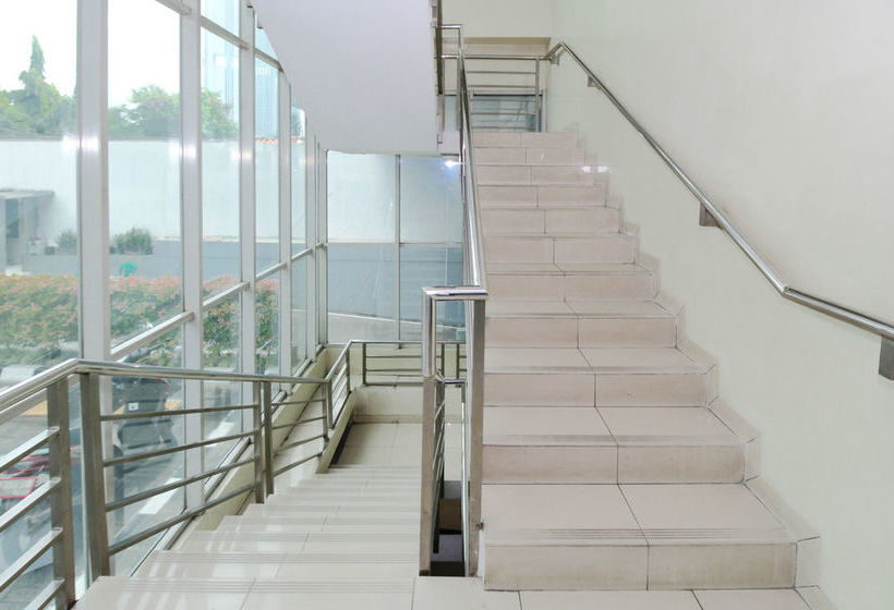 Отель Airy Kuningan Karet Pedurenan 41 Jakarta