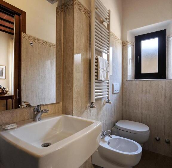 هتل B&b Dei Rossi