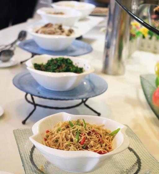 Отель Jinling Cityviews