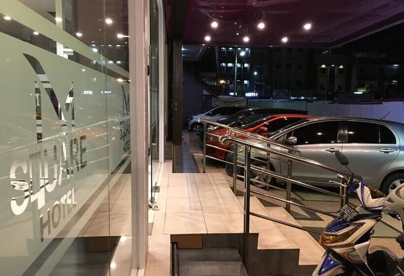 هتل Msquare Palembang