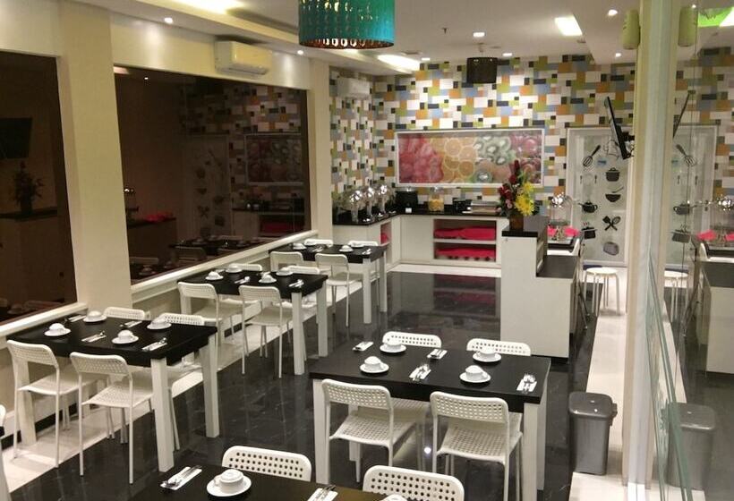 هتل Msquare Palembang