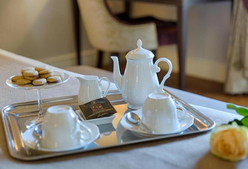 هتل Palazzo Roselli Cecconi