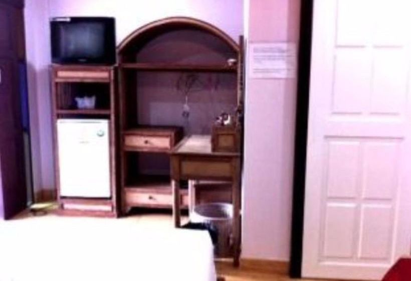 Отель Tarn Tawan Resort