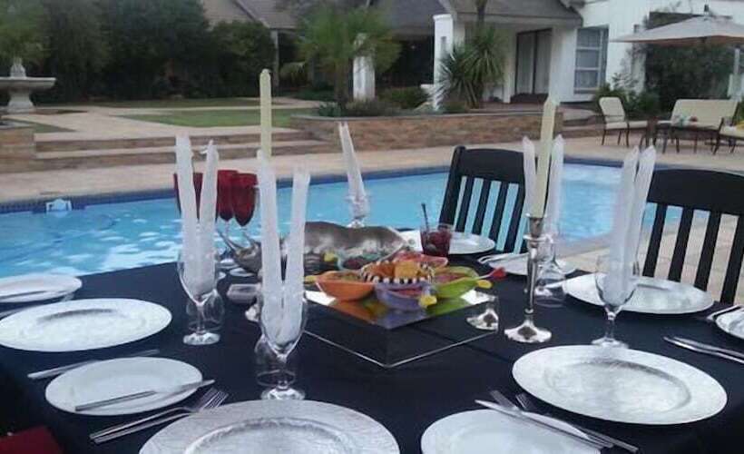 پانسیون Africasky Guest House