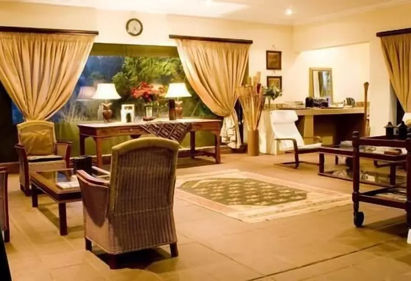 پانسیون Africasky Guest House