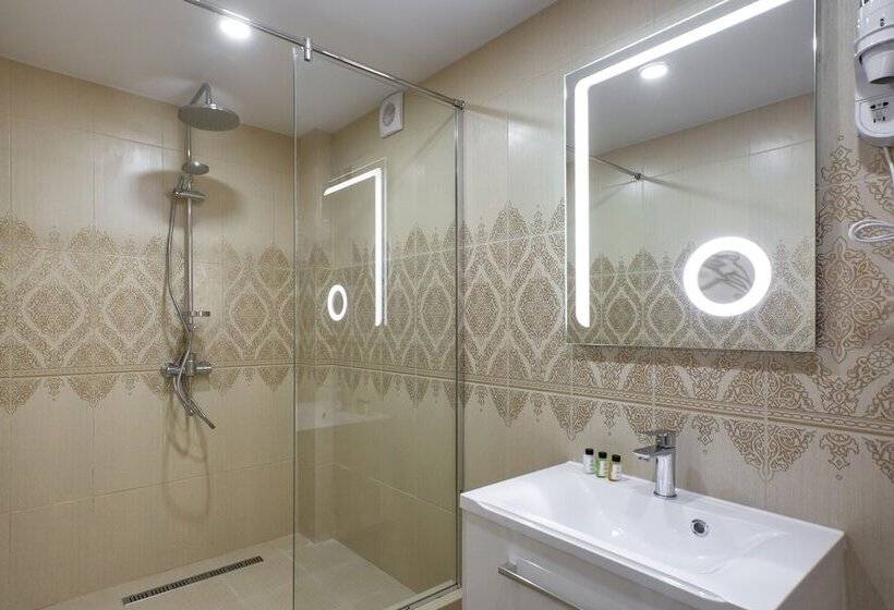 אתר נופש Kailas Park Hotel Sochi