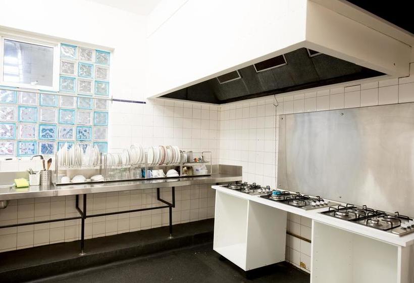 فندق صغير The Nook Backpackers