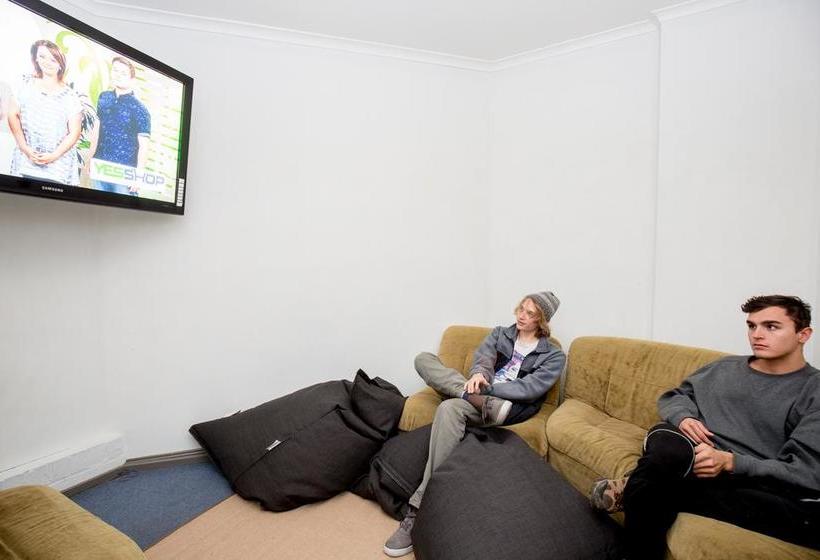 فندق صغير The Nook Backpackers