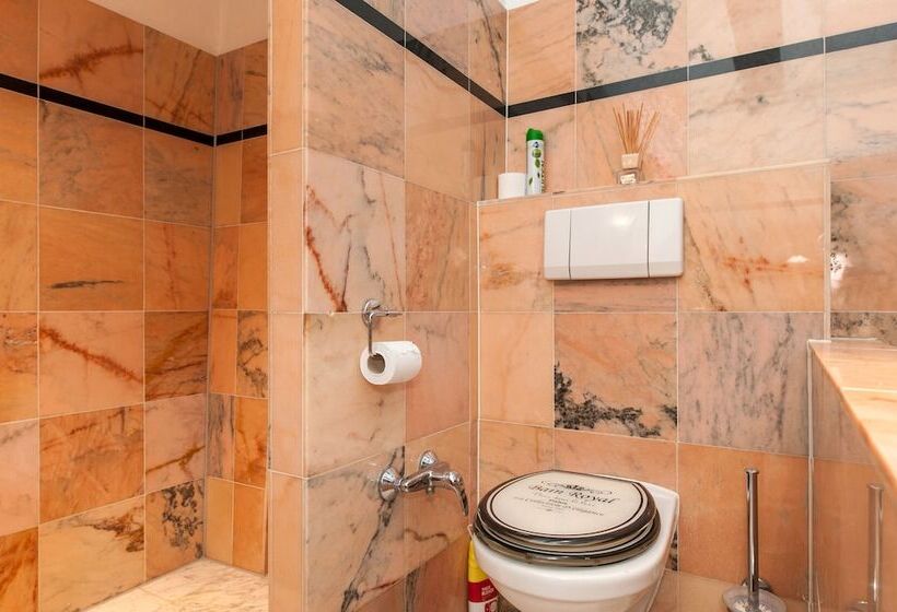 צימר Crown Guesthouse Amsterdam