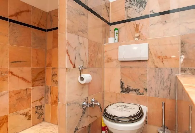 تختخواب و صبحانه Crown Guesthouse Amsterdam