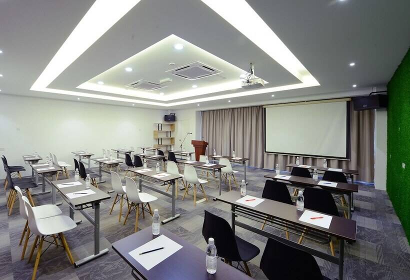 فندق De Art I City Shah Alam