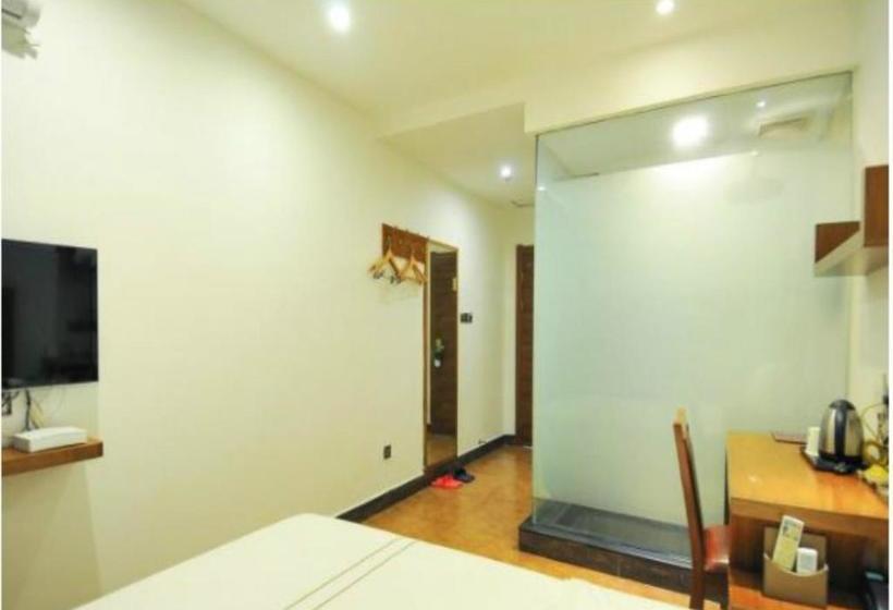 Hotel Jiajie Inn Haikou Yizhong Branch