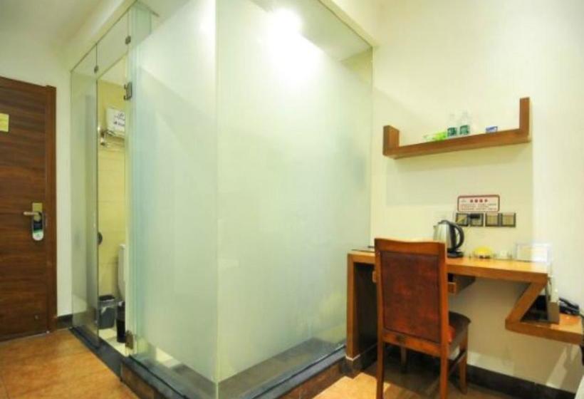 Hotel Jiajie Inn Haikou Yizhong Branch