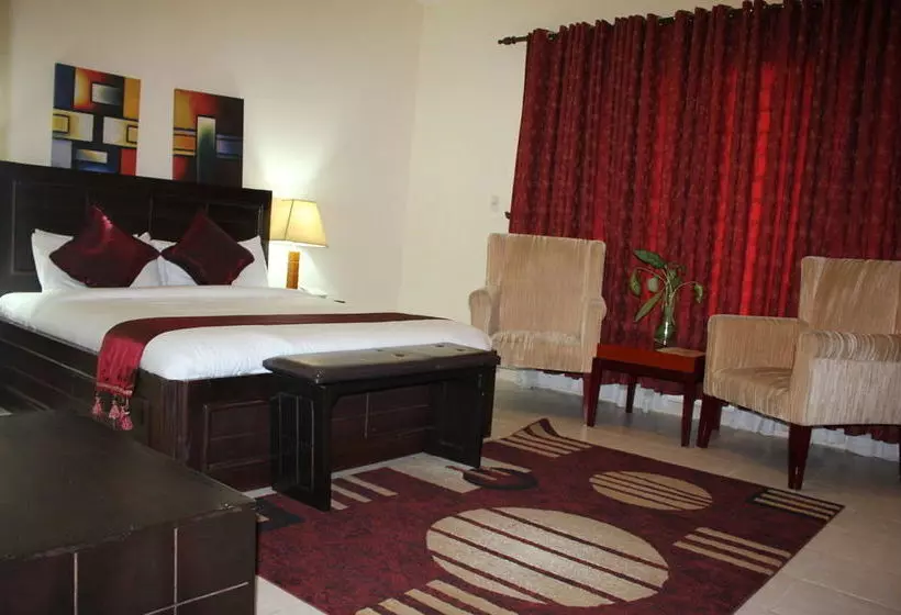 هتل Palm Spring Resort