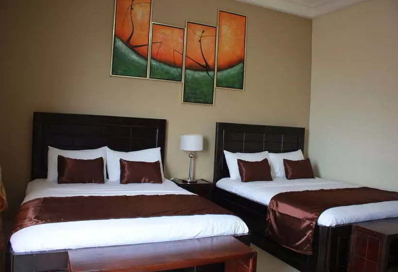 هتل Palm Spring Resort