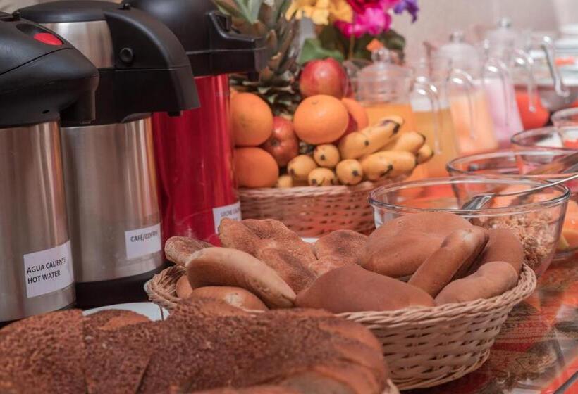 Отель Quechua Apart