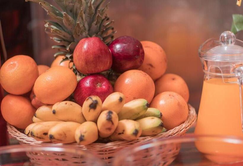 Отель Quechua Apart