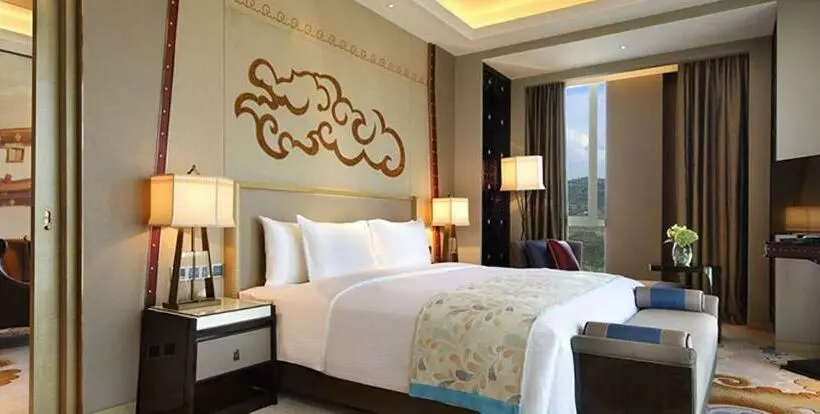 هتل Wanda Vista Xining