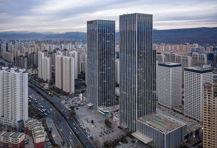 فندق Wanda Vista Xining