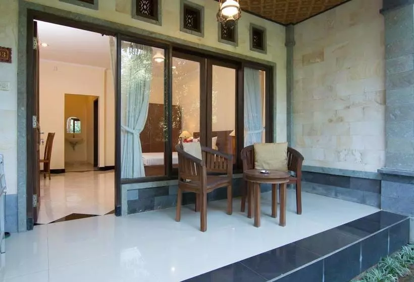 ホテル Zen Rooms Ubud Jatayu