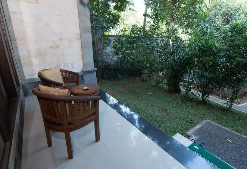 ホテル Zen Rooms Ubud Jatayu
