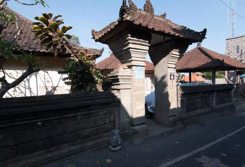 ホテル Zen Rooms Ubud Jatayu