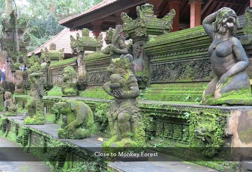 ホテル Zen Rooms Ubud Jatayu