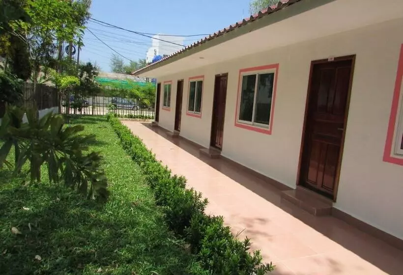 ペンション Jully Anna Guesthouse