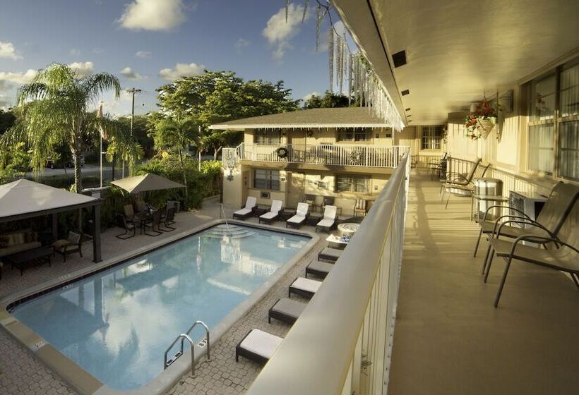 Sheridan Suites Apartments