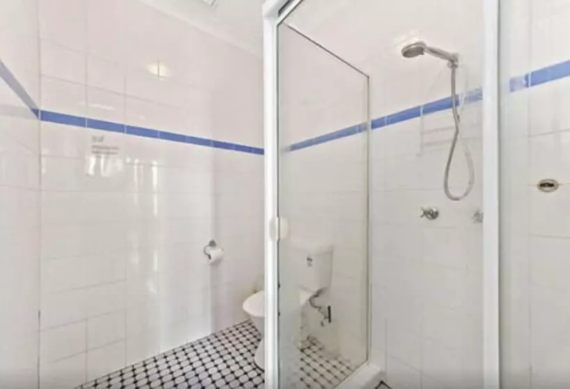 Sinclairs City Hostel