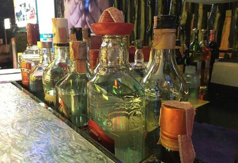 Backpack House Hostel